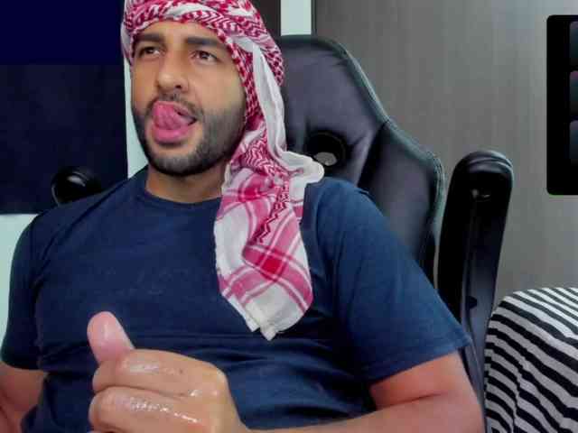 Handsoman11 Sex Cam Show