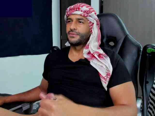 Handsoman11