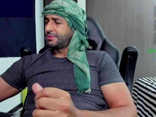 Handsoman11