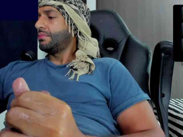 Handsoman11 Sex Cam Show