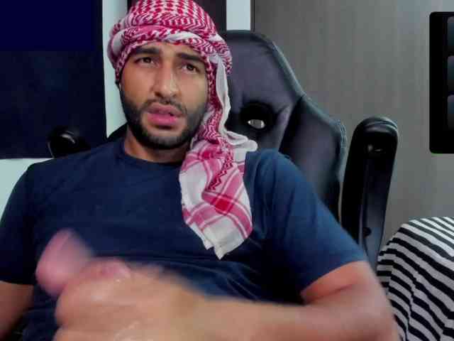 Handsoman11