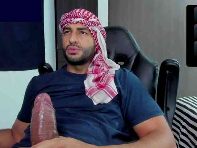Handsoman11 Sex Cam Show