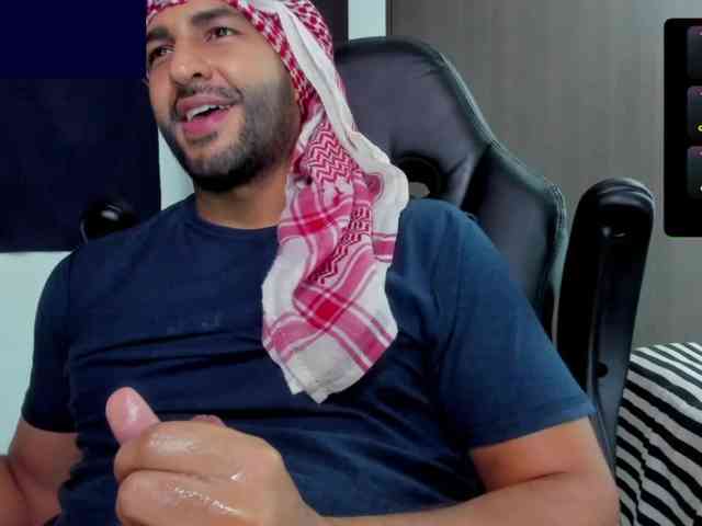 Handsoman11 Handsoman11
