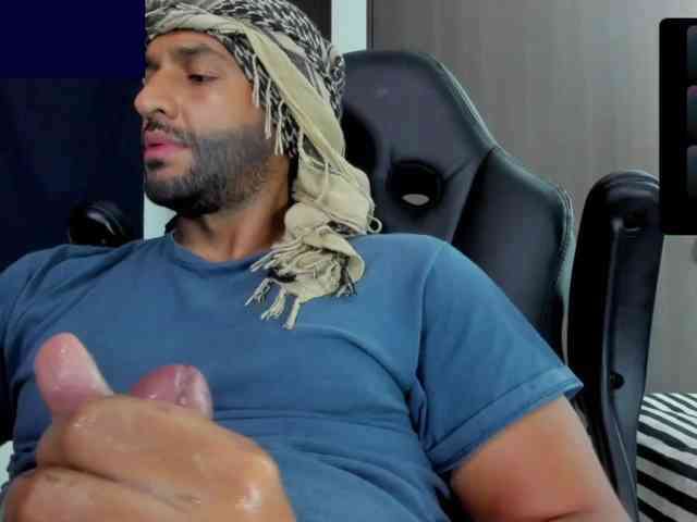Handsoman11