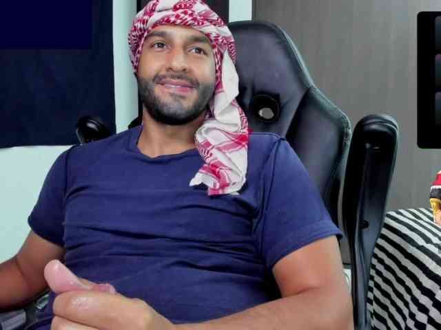 Handsoman11 Handsoman11
