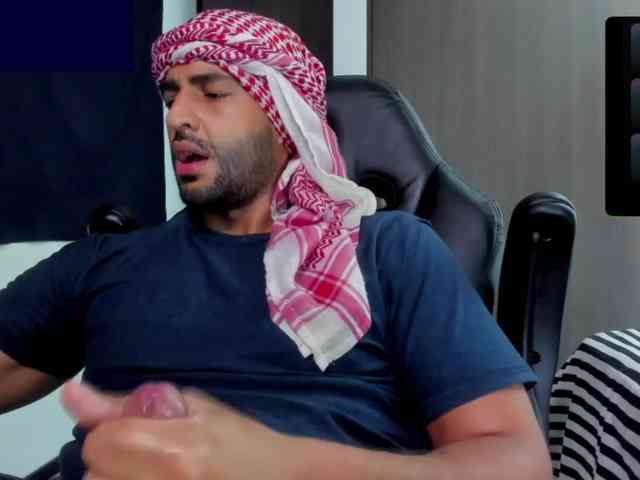 Handsoman11 Handsoman11