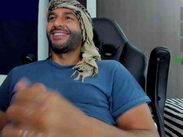 Handsoman11 Handsoman11
