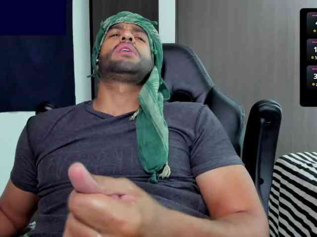 Handsoman11 Sex Cam Show