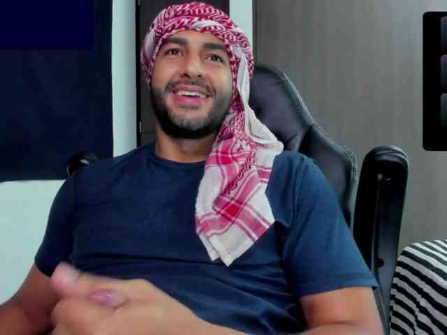 Handsoman11 Sex Cam Show