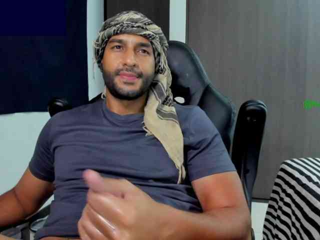 Handsoman11