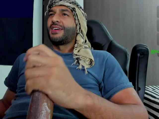 Handsoman11 Handsoman11