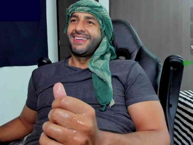 Handsoman11