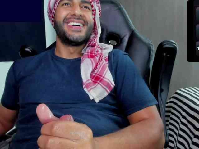 Handsoman11 Handsoman11