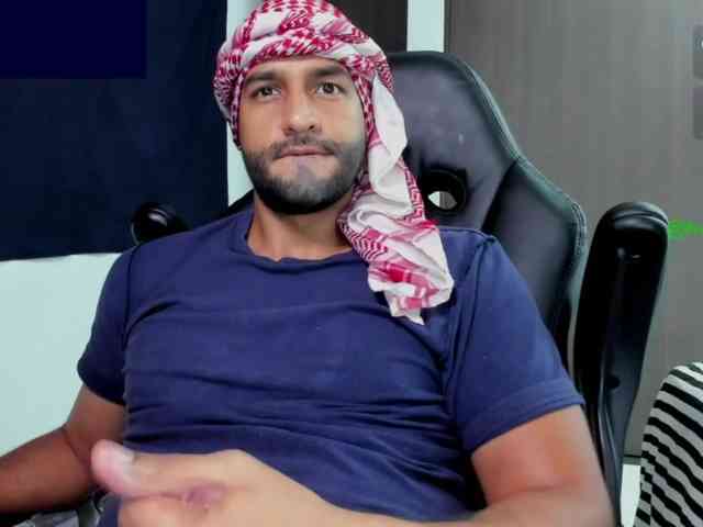 Handsoman11