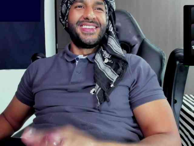 Handsoman11