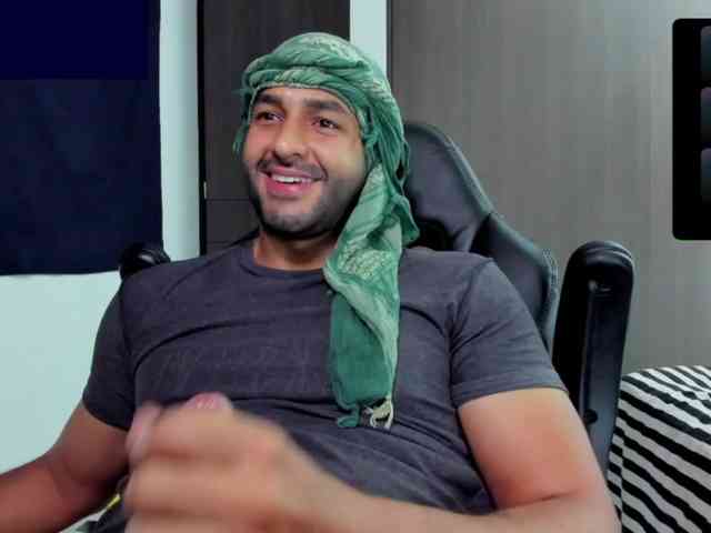Handsoman11 Sex Cam Show