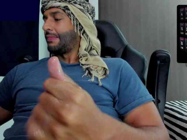 Handsoman11 Sex Cam Show