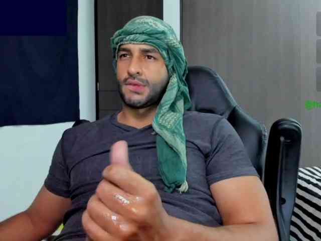 Handsoman11 Handsoman11