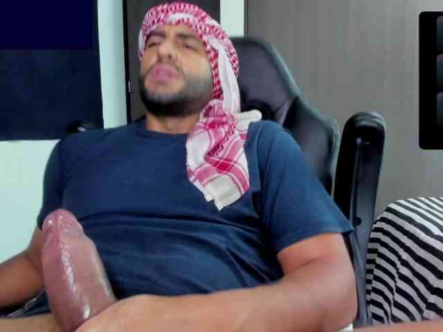 Handsoman11 Handsoman11