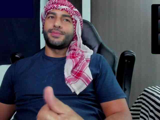 Handsoman11 Sex Cam Show