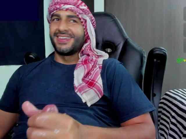 Handsoman11 Handsoman11