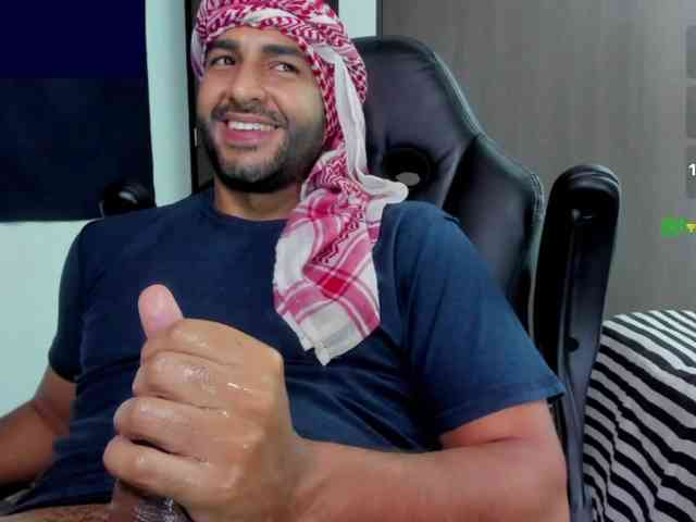 Handsoman11 Handsoman11