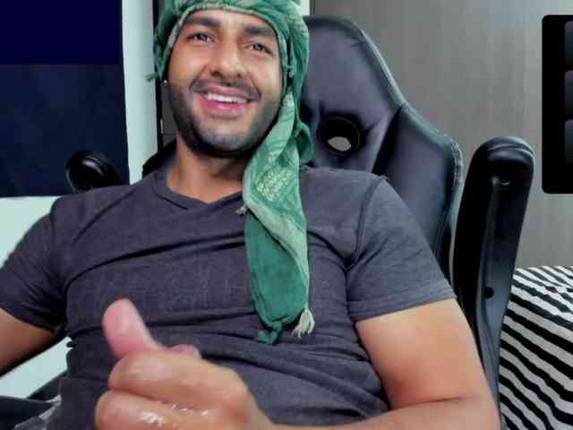 Handsoman11 Sex Cam Show