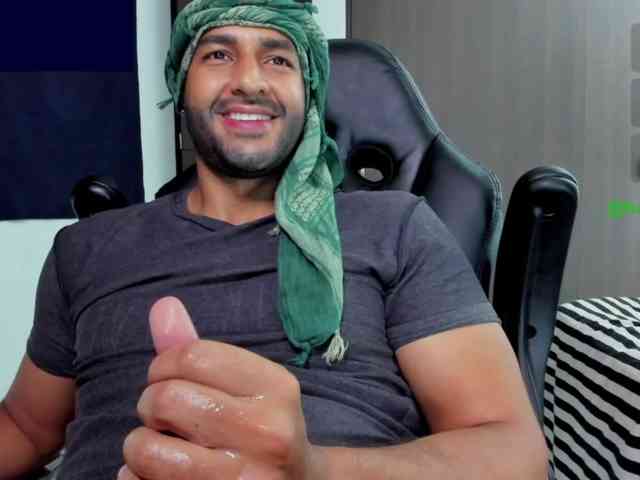 Handsoman11