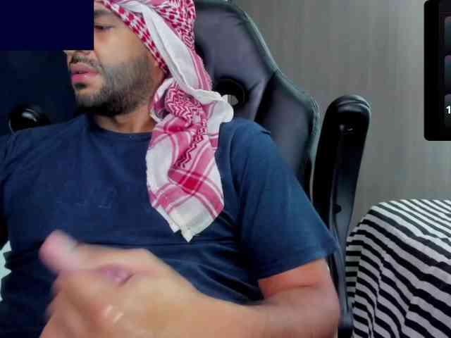 Handsoman11 Handsoman11