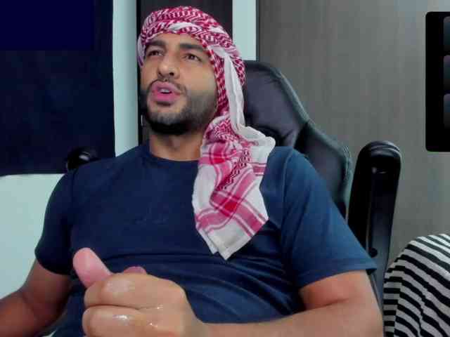 Handsoman11 Sex Cam Show