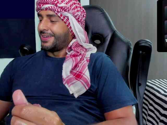 Handsoman11 Handsoman11