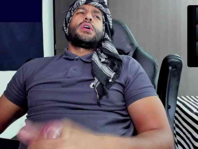 Handsoman11