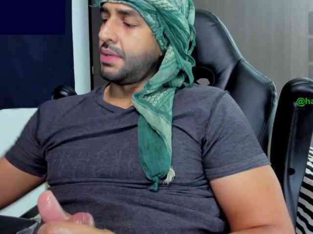 Handsoman11 Handsoman11