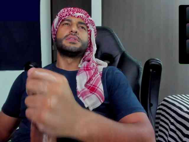 Handsoman11 Sex Cam Show