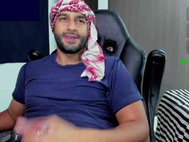 Handsoman11's cam show statistics and live stream