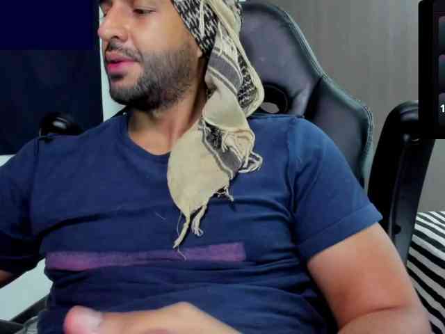 Handsoman11 Handsoman11