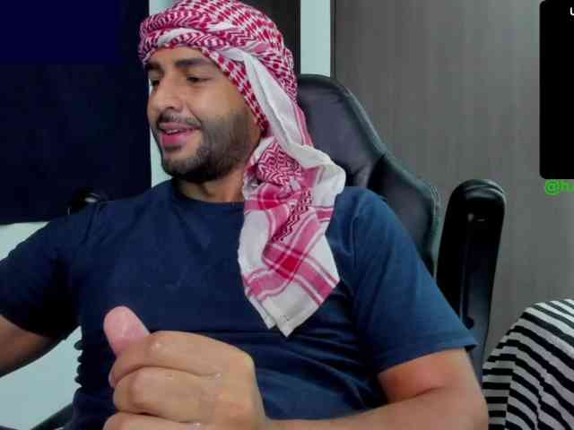 Handsoman11 Handsoman11