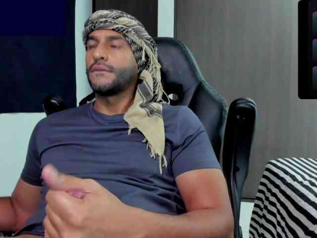 Handsoman11