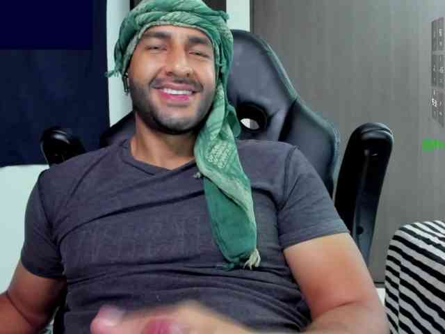 Handsoman11