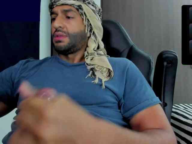 Handsoman11