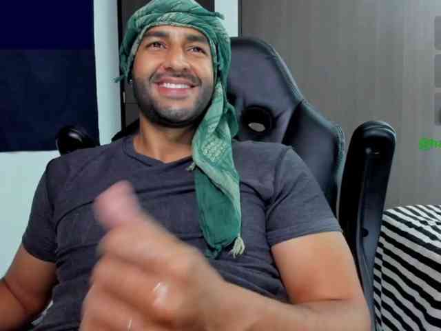 Handsoman11