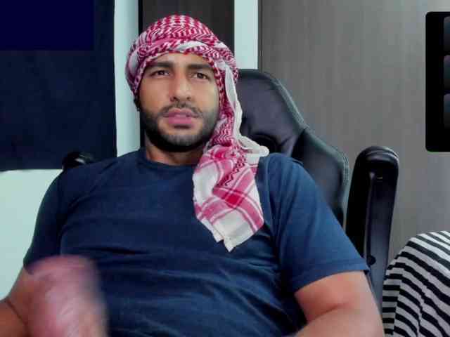 Handsoman11 Sex Cam Show