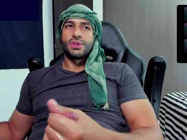 Handsoman11 Handsoman11