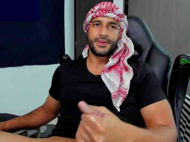 Handsoman11