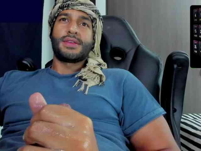 Handsoman11 Sex Cam Show