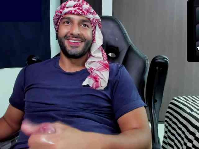 Handsoman11