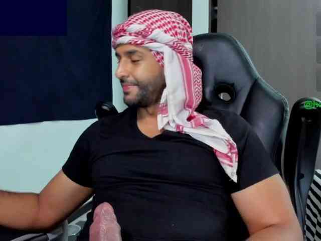 Handsoman11