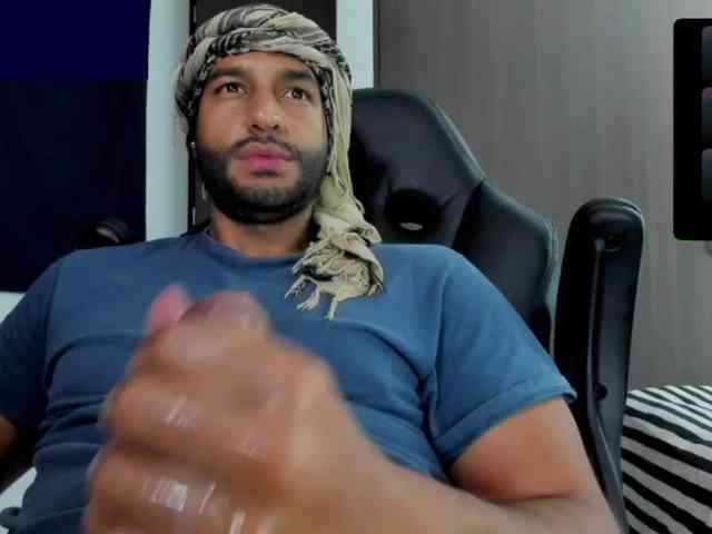 Handsoman11 Sex Cam Show