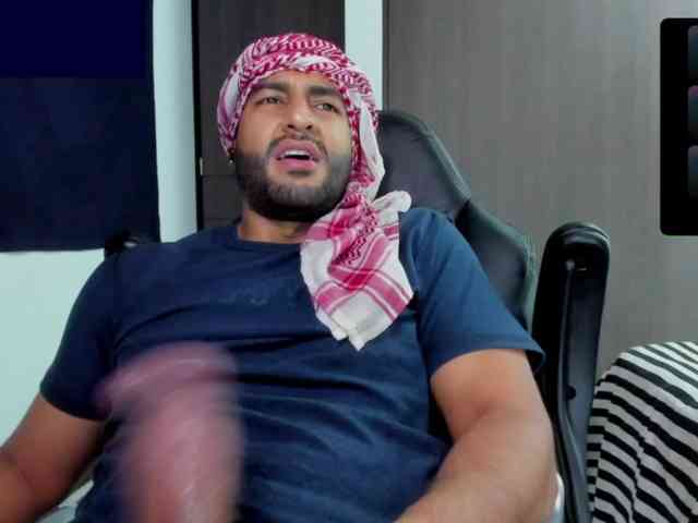 Handsoman11 Sex Cam Show