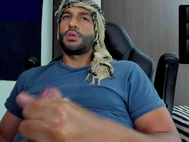 Handsoman11 Sex Cam Show